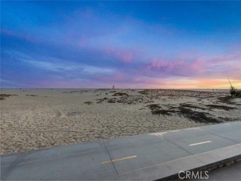 310 E Oceanfront , Newport Beach, CA