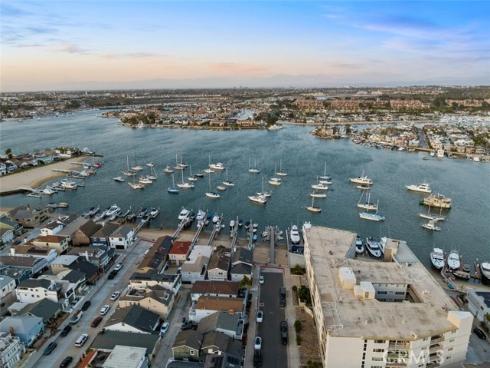 310 E Oceanfront , Newport Beach, CA