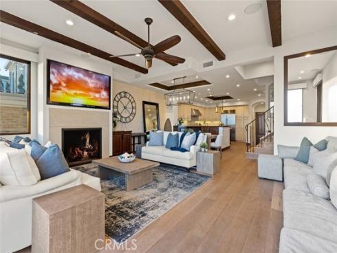 310 E Oceanfront , Newport Beach, CA