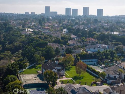 9  Leesbury   Court, Newport Beach, CA