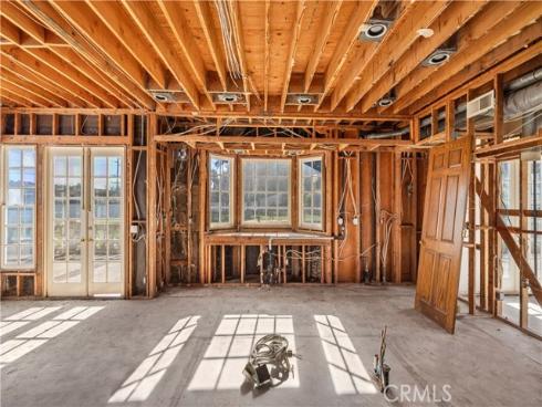 9 Leesbury Court, Newport Beach, CA