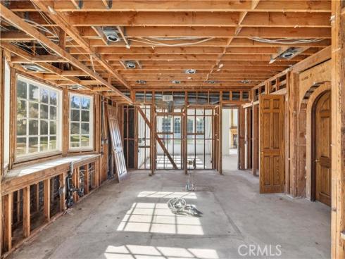 9 Leesbury Court, Newport Beach, CA