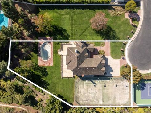 9 Leesbury Court, Newport Beach, CA