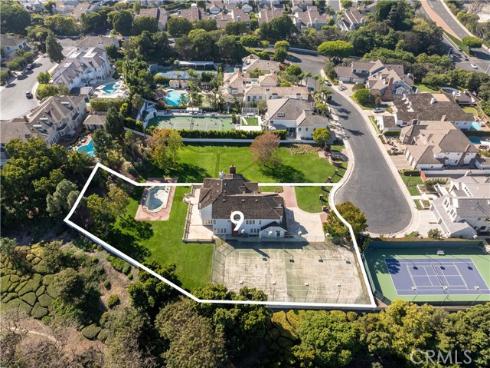 9 Leesbury Court, Newport Beach, CA