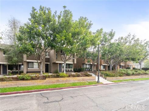 11 Summerwalk 39 Court, Newport Beach, CA