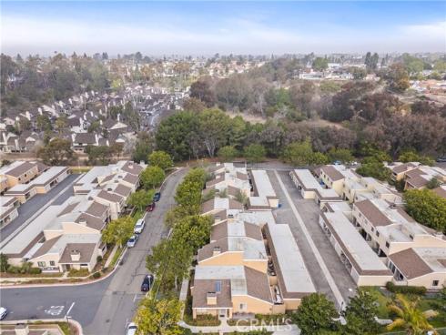 11 Summerwalk 39 Court, Newport Beach, CA