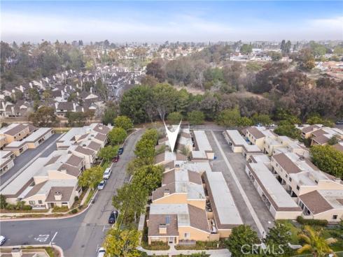 11 Summerwalk 39 Court, Newport Beach, CA