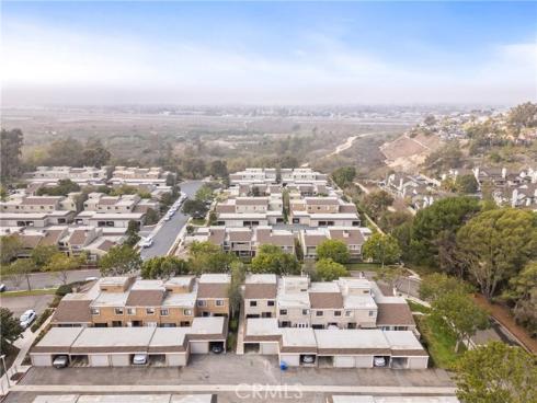 11 Summerwalk 39 Court, Newport Beach, CA