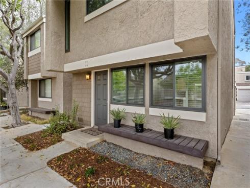 11 Summerwalk 39 Court, Newport Beach, CA