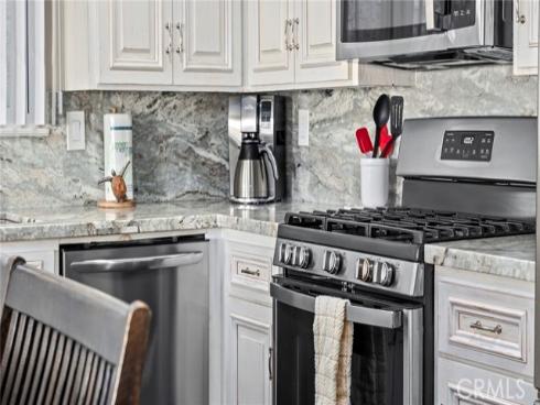 402 E Oceanfront , Newport Beach, CA