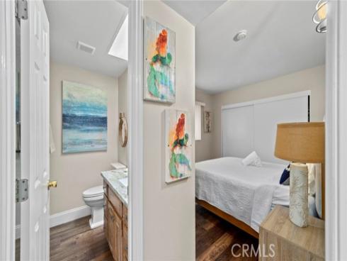 402 E Oceanfront , Newport Beach, CA