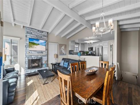 402 E Oceanfront , Newport Beach, CA