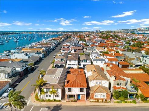 103 Via San Remo , Newport Beach, CA