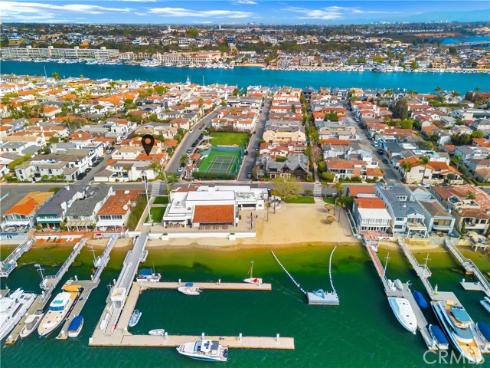 103 Via San Remo , Newport Beach, CA