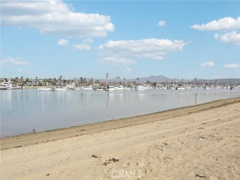 1817 W Bay A Avenue, Newport Beach, CA