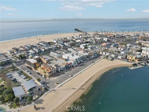 1817 W Bay A Avenue, Newport Beach, CA