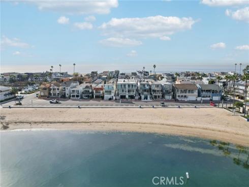 1817 W Bay A Avenue, Newport Beach, CA