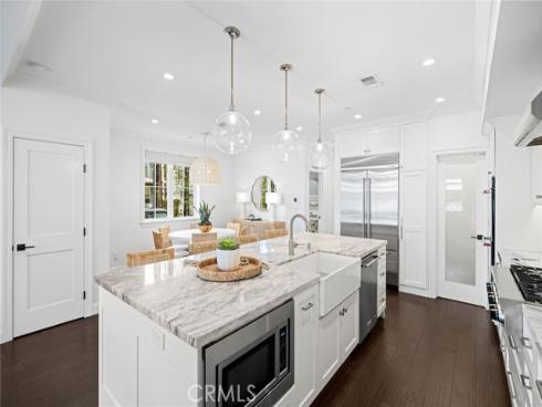 126 Ruby Avenue, Newport Beach, CA