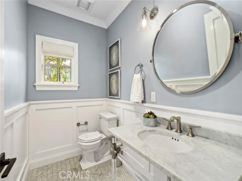 126 Ruby Avenue, Newport Beach, CA