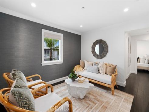 126 Ruby Avenue, Newport Beach, CA