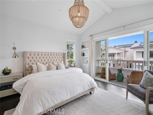 126 Ruby Avenue, Newport Beach, CA