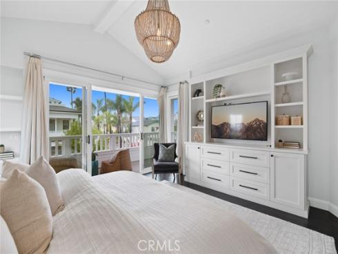 126 Ruby Avenue, Newport Beach, CA