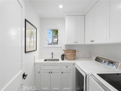 126 Ruby Avenue, Newport Beach, CA