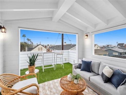 126 Ruby Avenue, Newport Beach, CA