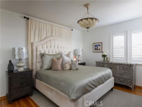 231 Santa Ana Avenue, Newport Beach, CA