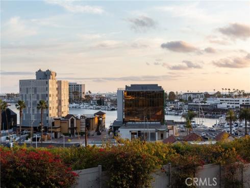 231 Santa Ana Avenue, Newport Beach, CA