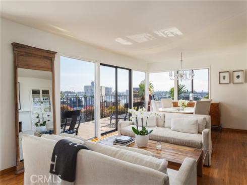 231 Santa Ana Avenue, Newport Beach, CA