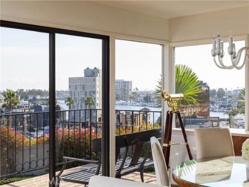 231 Santa Ana Avenue, Newport Beach, CA