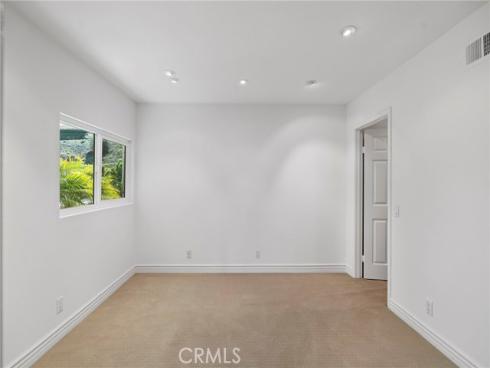 31 Saint Tropez , Newport Beach, CA