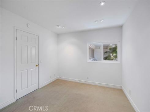 31 Saint Tropez , Newport Beach, CA