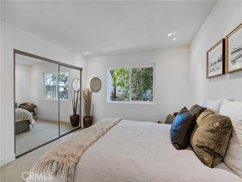 31 Saint Tropez , Newport Beach, CA