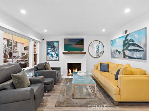 210 Collins Avenue, Newport Beach, CA