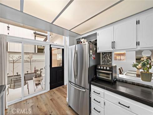 210 Collins Avenue, Newport Beach, CA