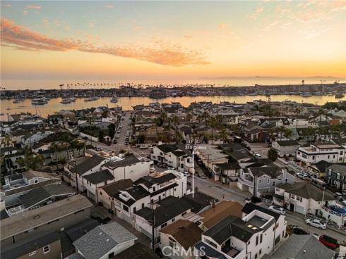 210 Collins Avenue, Newport Beach, CA