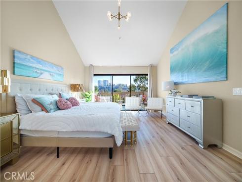 67 Sea Island Drive, Newport Beach, CA