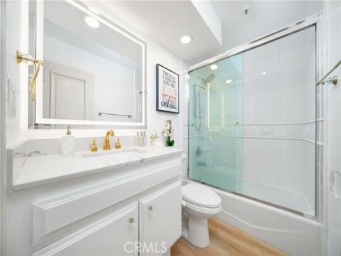 67 Sea Island Drive, Newport Beach, CA