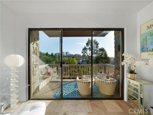 67 Sea Island Drive, Newport Beach, CA