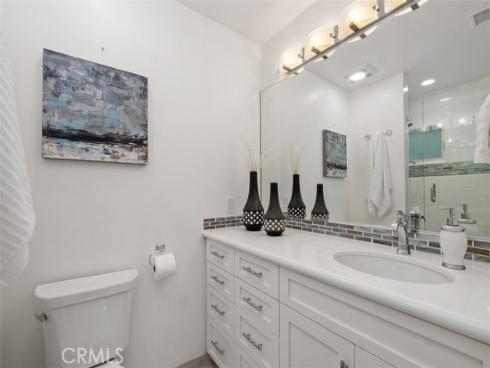 1900 Holiday Road, Newport Beach, CA