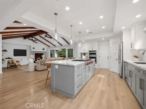 1900 Holiday Road, Newport Beach, CA