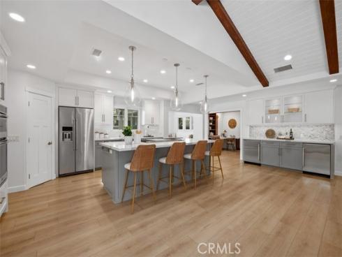 1900 Holiday Road, Newport Beach, CA