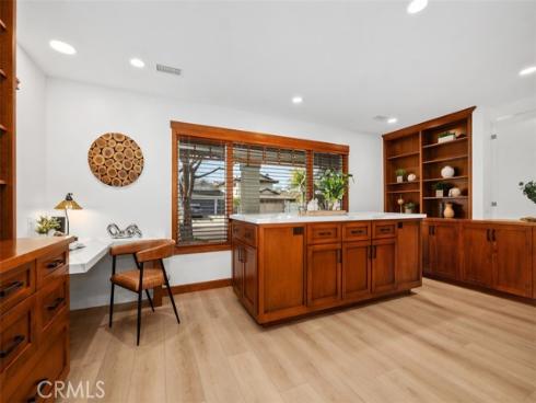 1900 Holiday Road, Newport Beach, CA