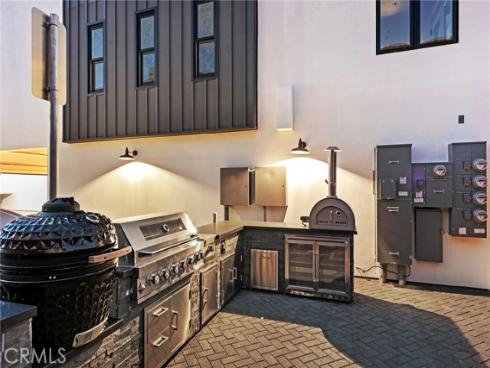 20462  Santa Ana Ave  D , Newport Beach, CA