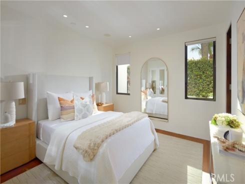 301  Morning Star   Lane, Newport Beach, CA