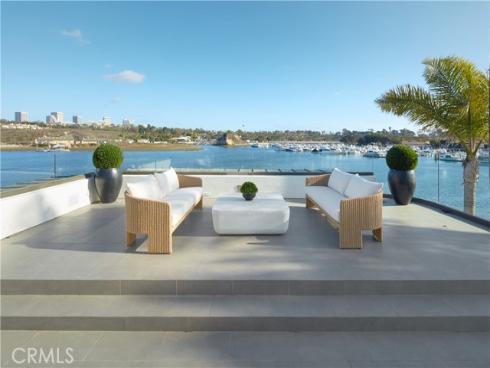 301  Morning Star   Lane, Newport Beach, CA