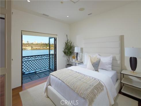 301  Morning Star   Lane, Newport Beach, CA