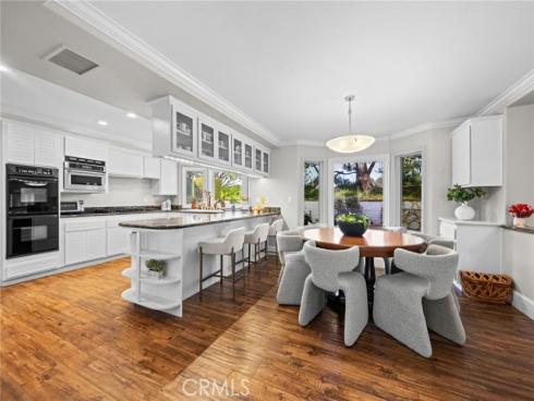 4 Huntington Court, Newport Beach, CA